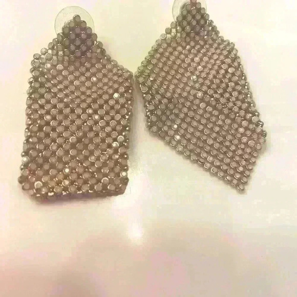 Stella & Dot Addie earrings. Rose gold mesh earrings. 2.75 inches long. - Picture 2 of 4